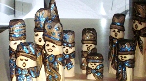 Hand Carved Snowman Family Chorus Extra Snowmen