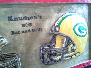 Knudson's B and B Bar and Grill